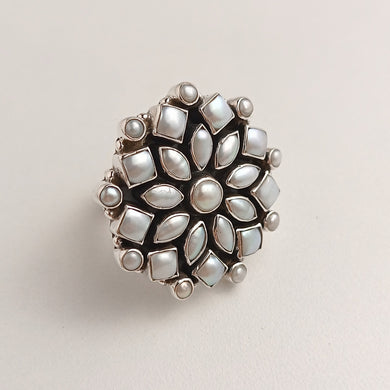 FLORAL PEARL AND SILVER RING