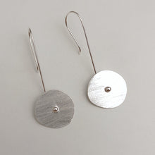 CONTEMPORARY DISC EARRINGS