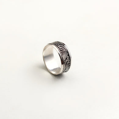FINE RAWA BAND RING