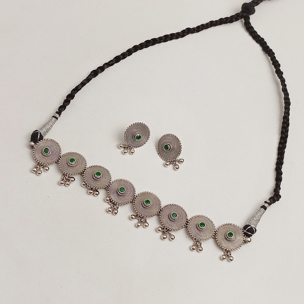 SILVER DISC CHOKER