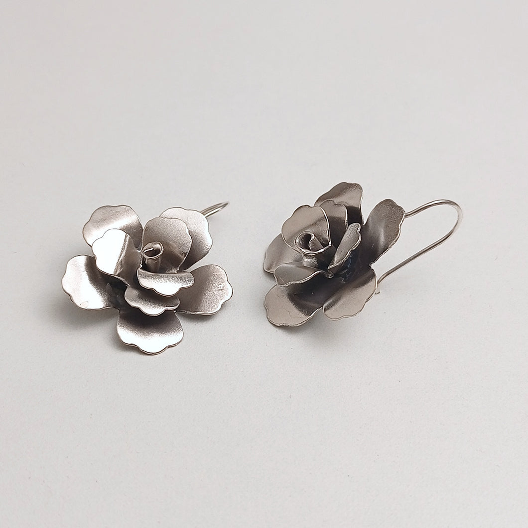 ROSE EARRINGS