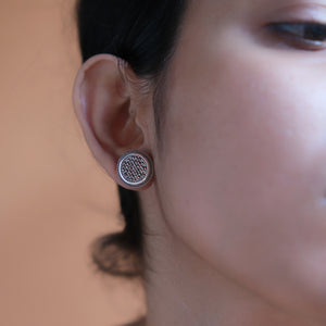 Marcasite button studs