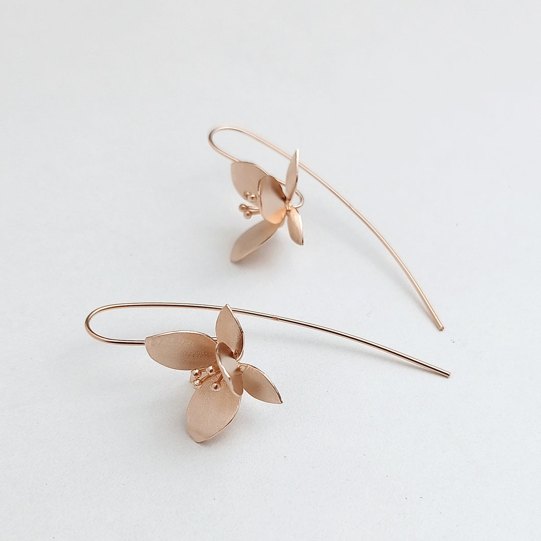 ROSE GOLD PLATED FLORAL SILVER EARRINGS