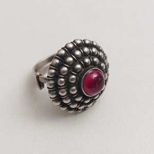 RED STONE RING