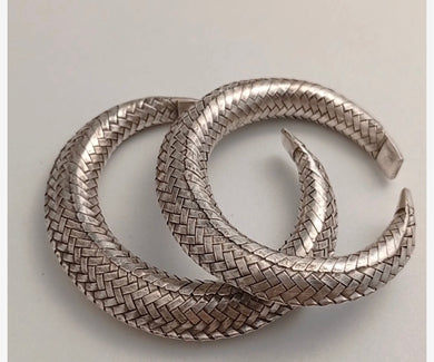 Basket weave cuff