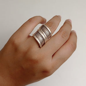 SILVER RING