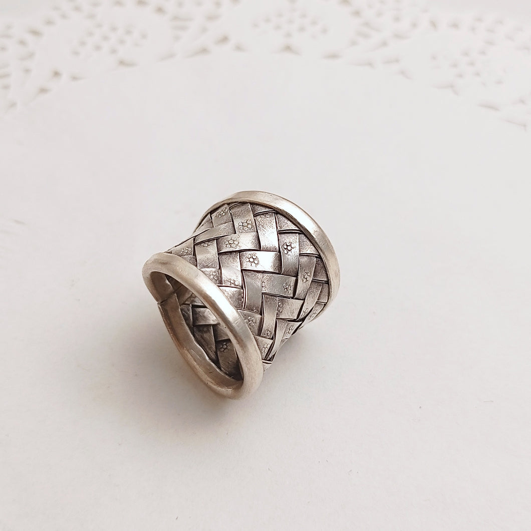 Basket ring