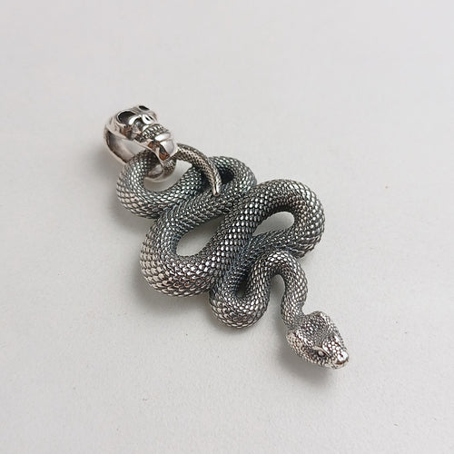 SNAKE PENDANT