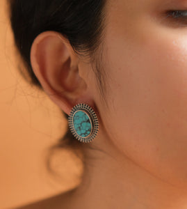 Turquiose studs