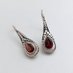 GARNET AND SILVER DOTTED EARRINGS