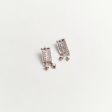 Daily wear silver earrings