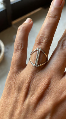 GEOMETRIC SILVER RING