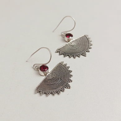 FAN EARRINGS WITH GARNET CZ