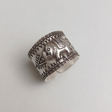 ELEPHANT RING