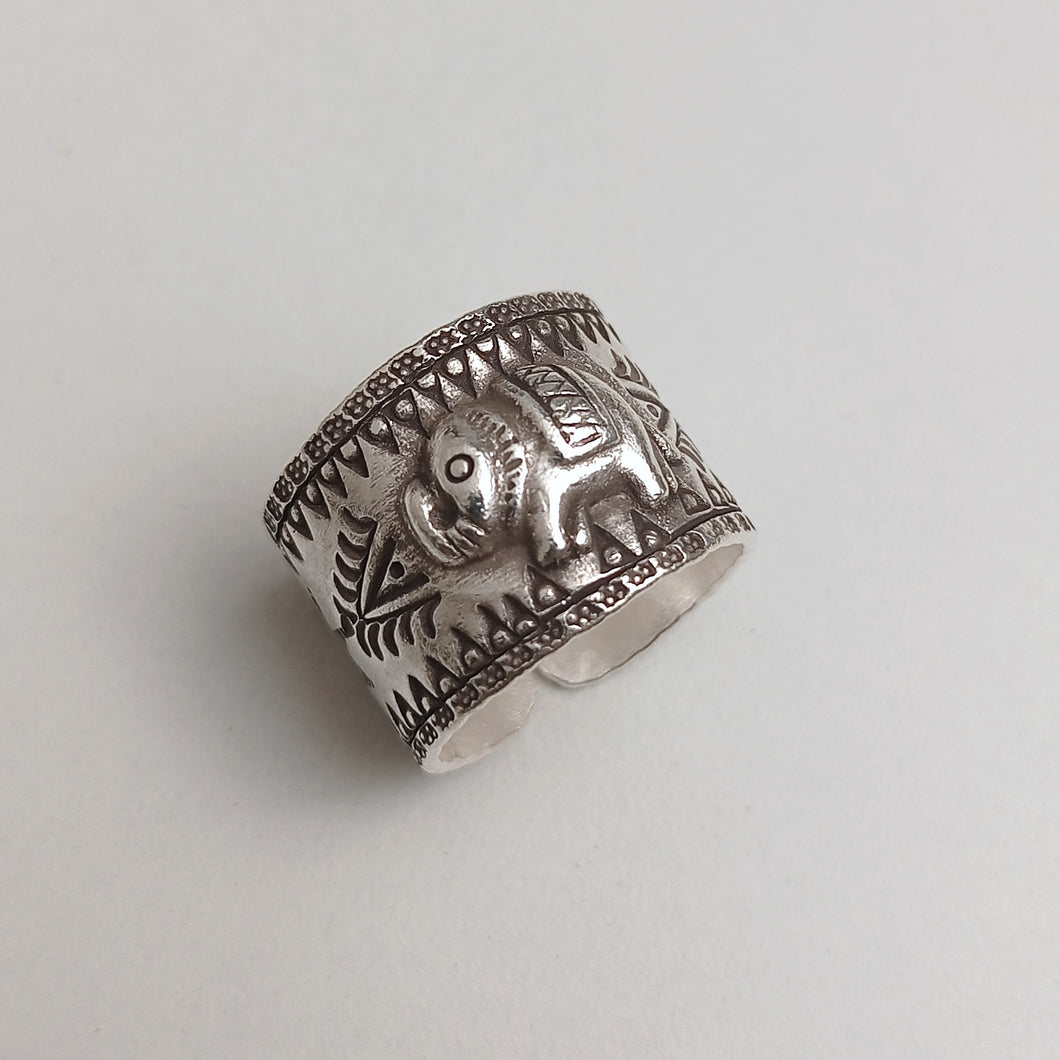 ELEPHANT RING